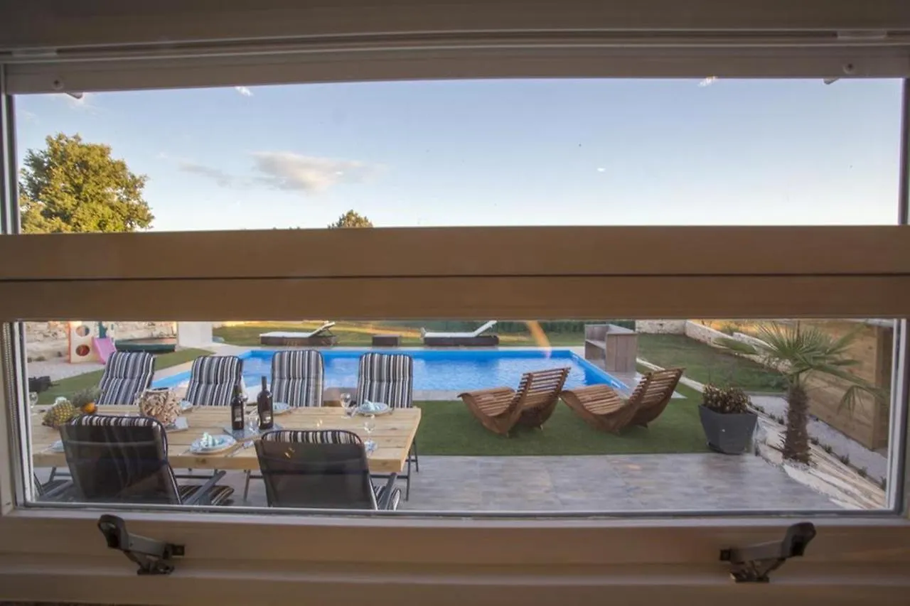 Jelena'S Paradise Villa Galizana