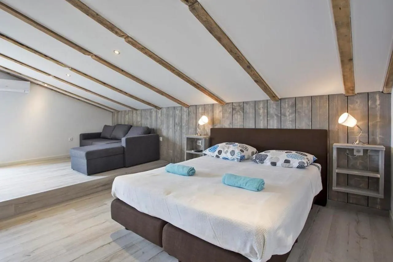 Holiday home Jelena'S Paradise Villa Galizana